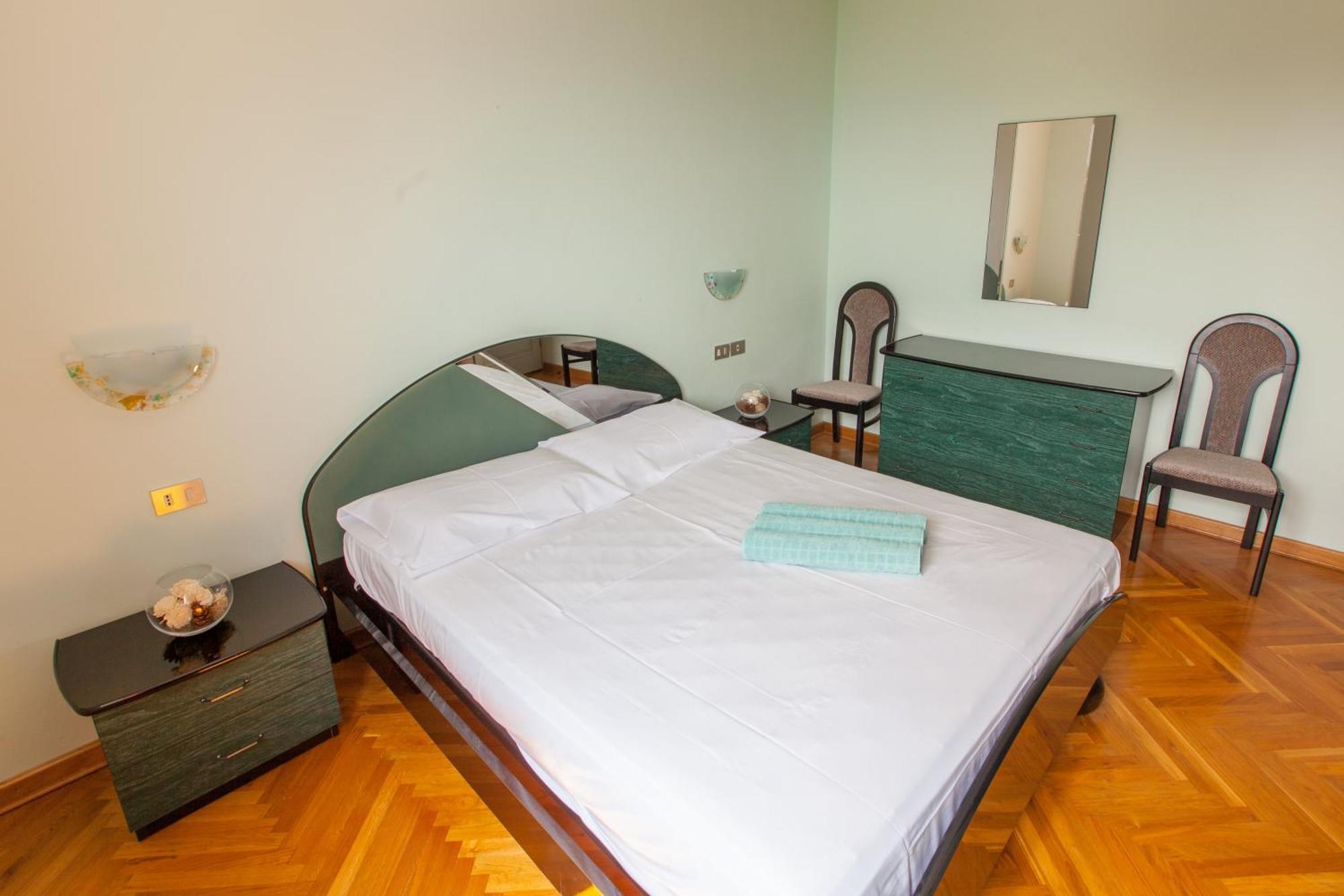 Apartments Villa Iva 라브니 객실 사진