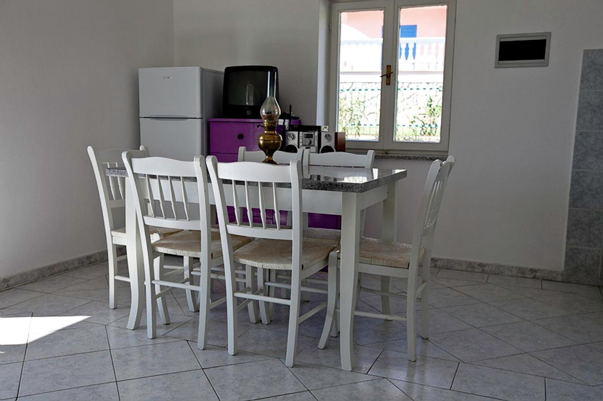 Apartments Villa Iva 라브니 객실 사진